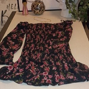 Forever 21 Black and Pink Floral Top